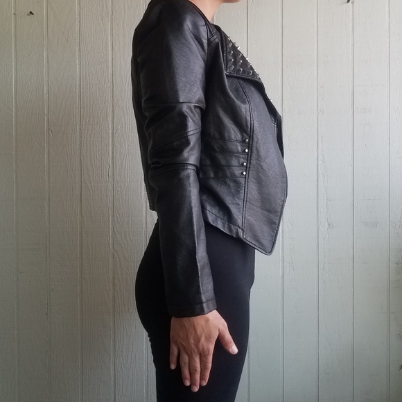 Leather Jacket - Picture 10 of 11